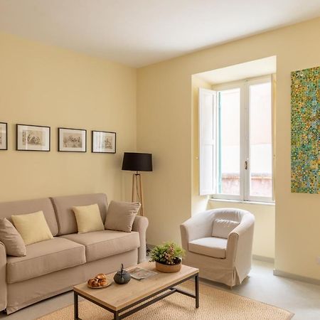 Iflat Lovely In Trevi روما المظهر الخارجي الصورة